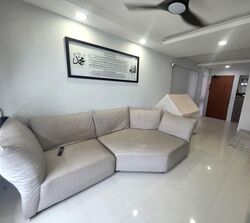 Blk 428A Floral Spring @ Yishun (Yishun), HDB 4 Rooms #556610211